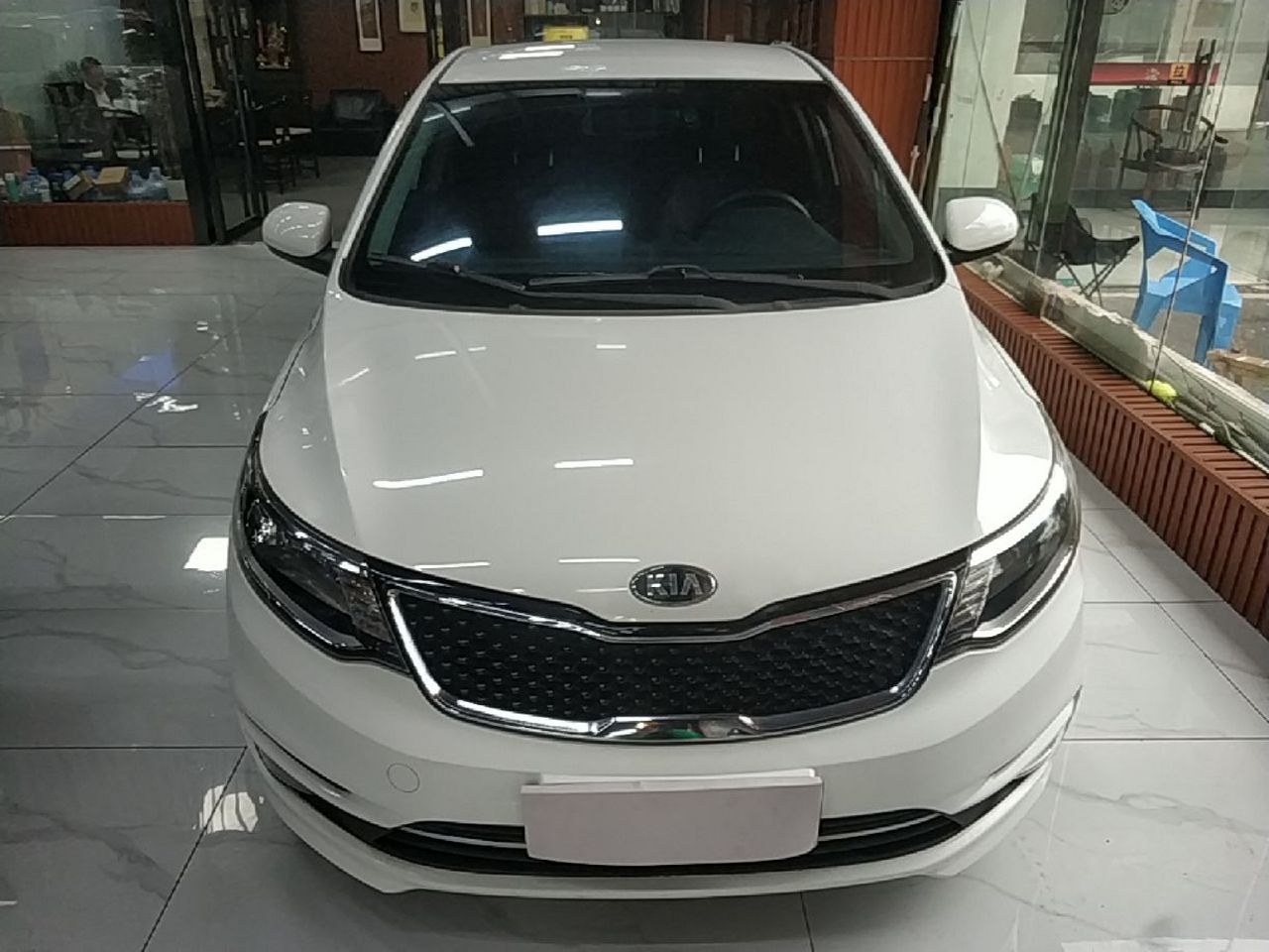 K2 2015 Sedan 1.4L AT GLS photo 2