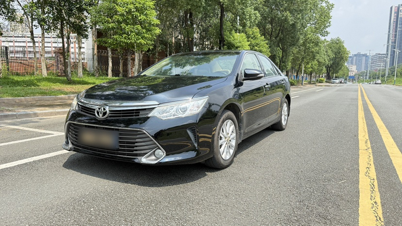 Camry 2015 2.0G Leading photo 4
