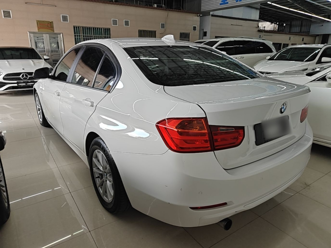 3 Series 2015 316i Progressive photo 4