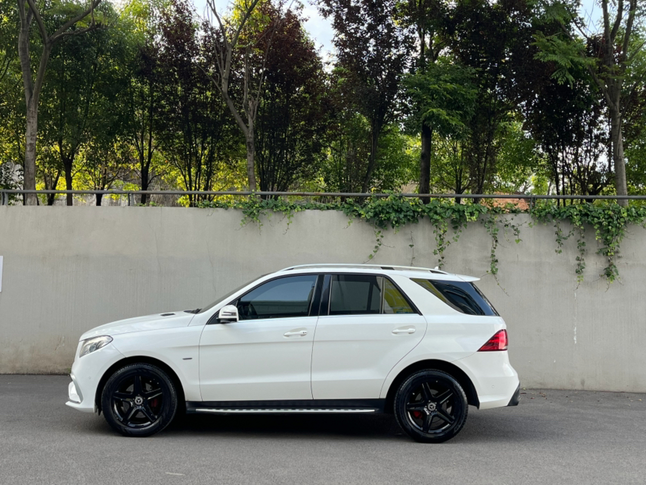 GLE Imported 2019 GLE 320 4MATIC Dynamic Edition photo 4