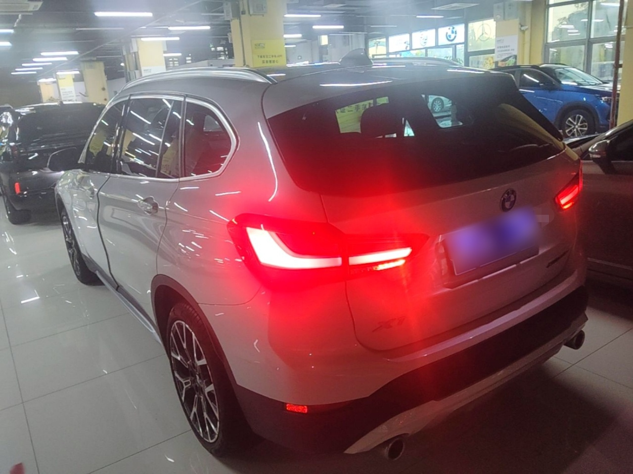 X1 2022 Facelift xDrive25Li Exclusive photo 4