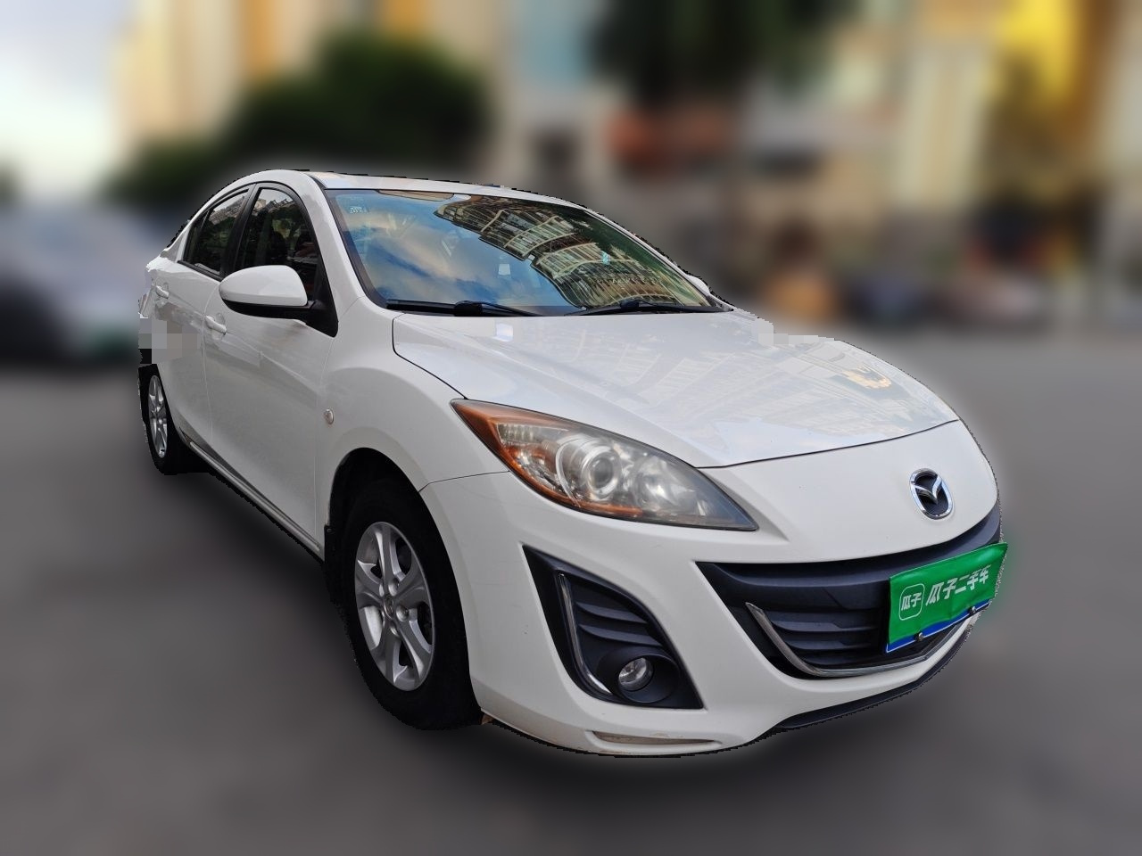 3 2015 Sedan 1.6L AT Elite photo 3