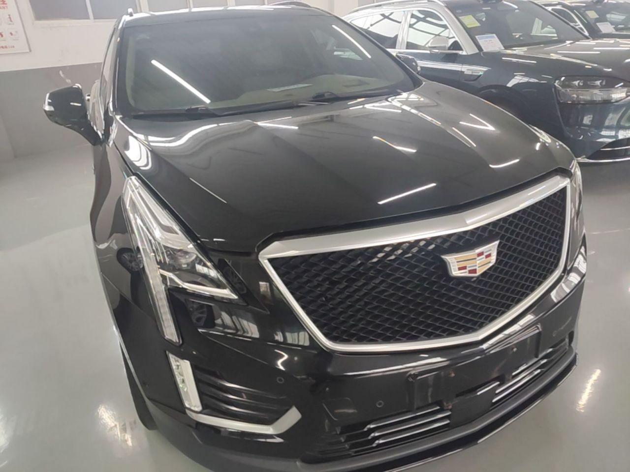 XT5 2020 28T AWD Platinum Sport photo 3