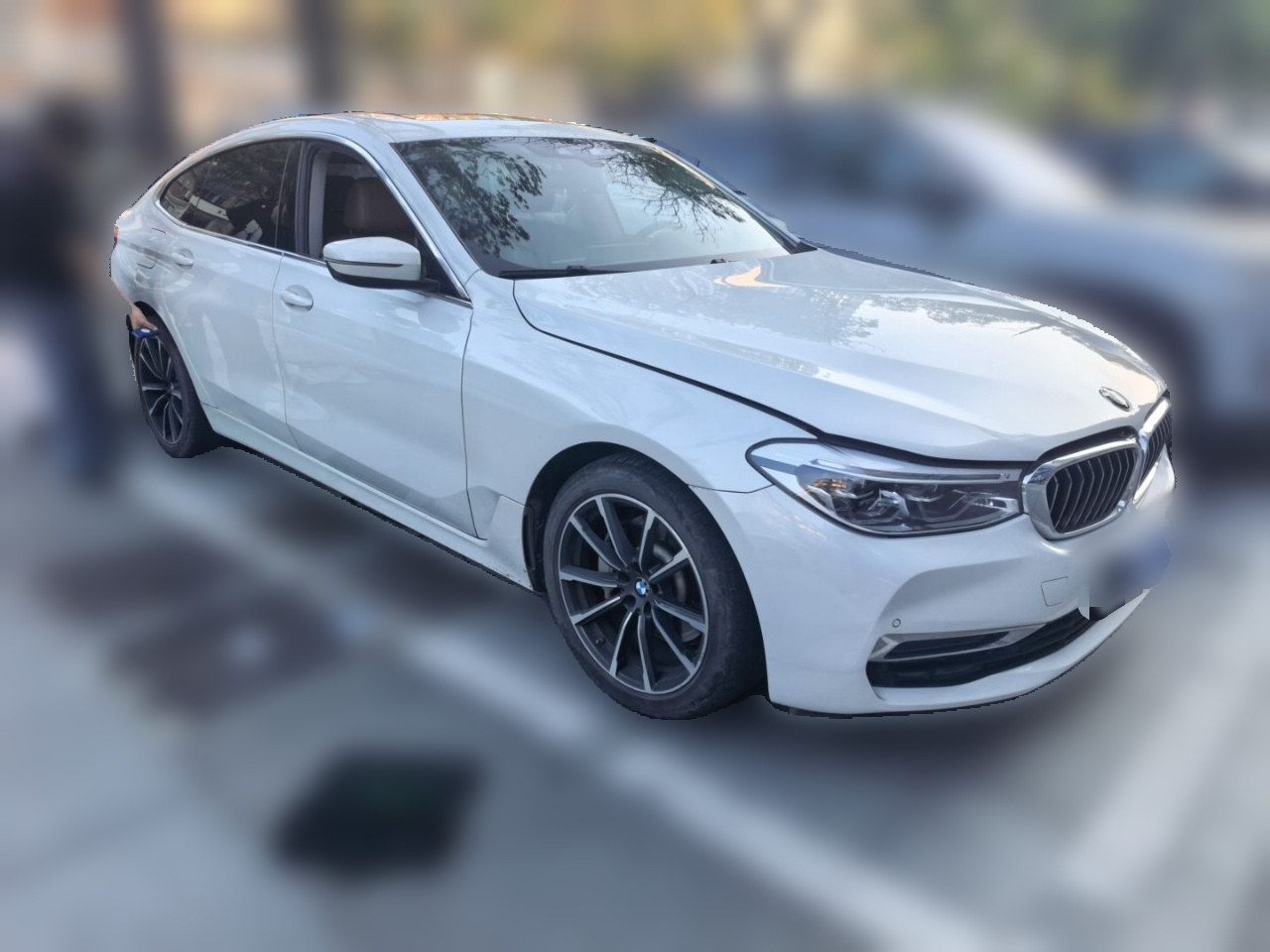 6 SeriesGT 2019 630i Luxury Design Package photo 3