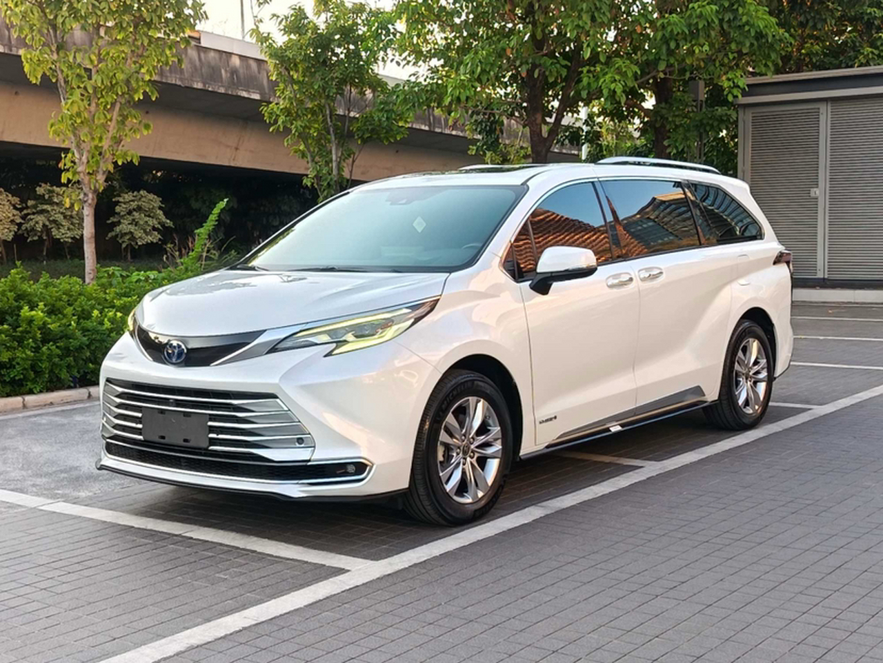Sienna 2021 2.5L Hybrid Platinum