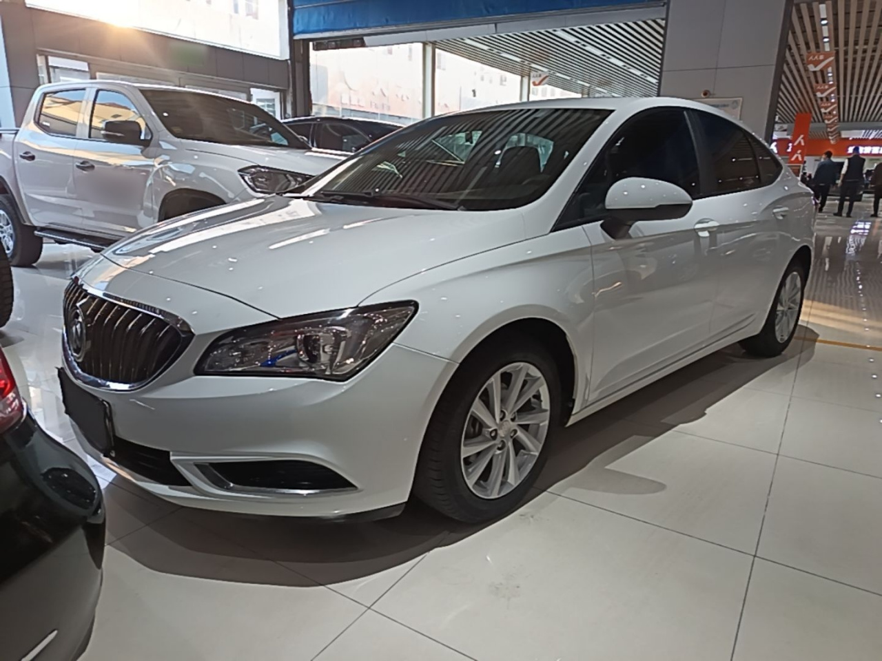 Verano 2017 Sedan 15S AT Leading