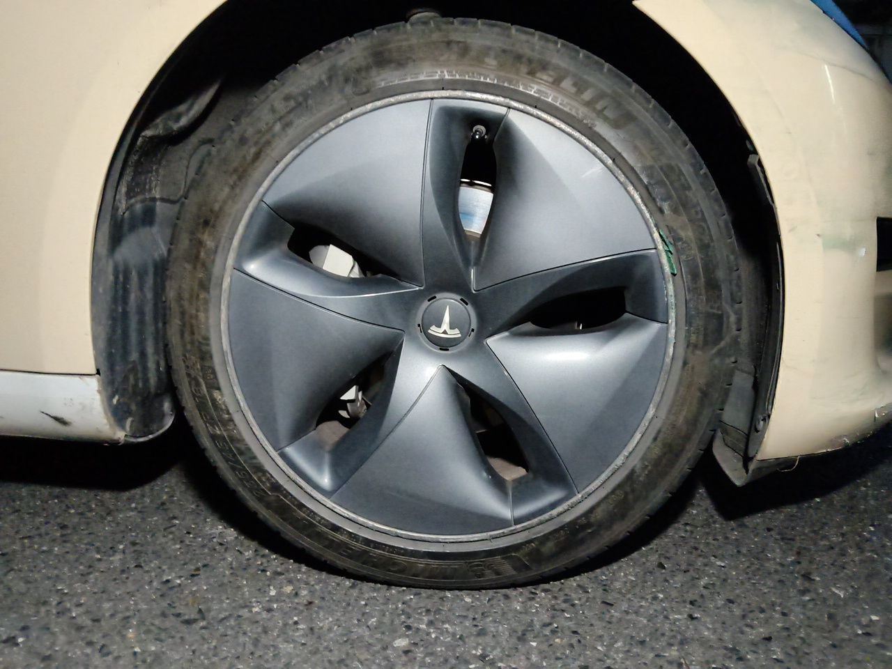 Model 3 2020 Facelift Standard Range RWD Upgraded photo 2