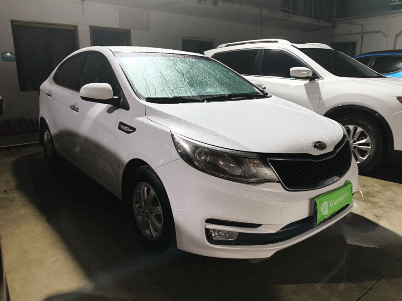 K2 2015 Sedan 1.4L AT GLS photo 3