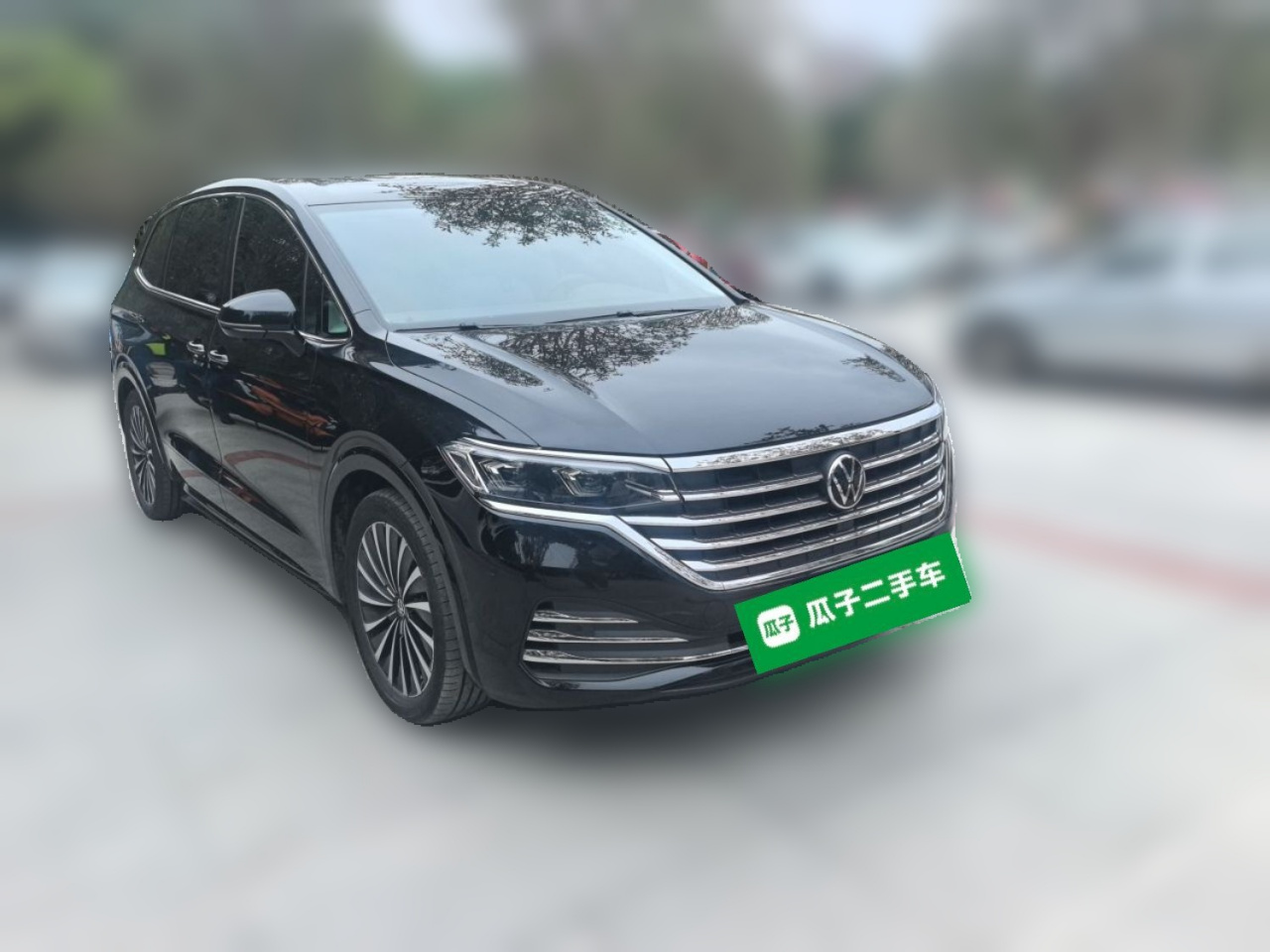 Viloran 2024 380TSI Premium photo 3