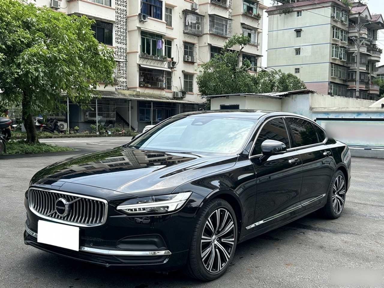 S90 2023 B5 Luxury