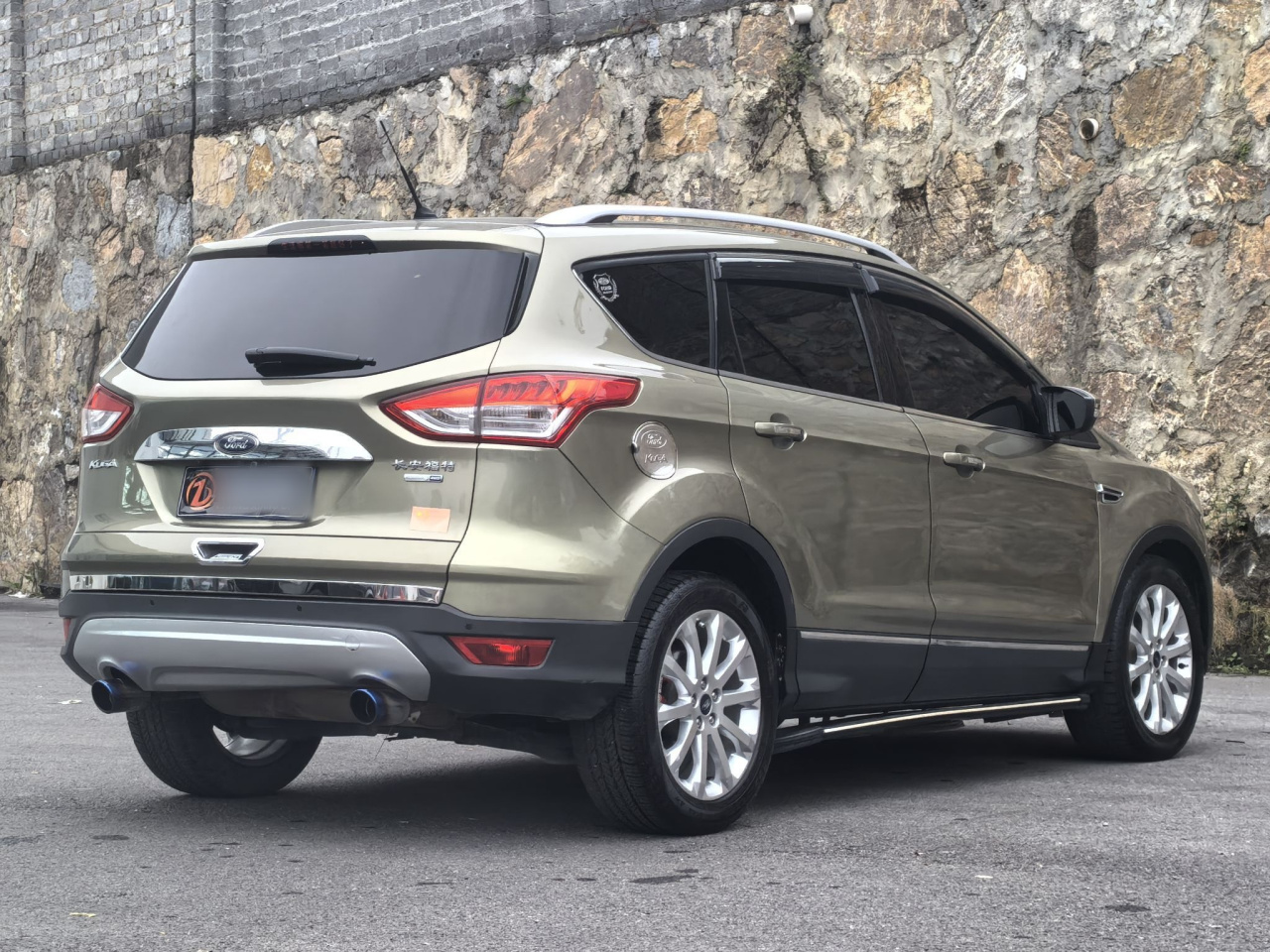 Kuga 2015 1.5L GTDi AWD Elite photo 4