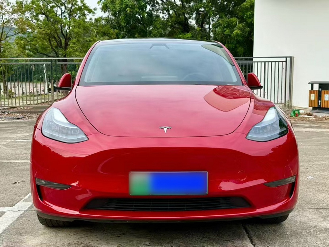 Model Y 2022 Facelift Long Range AWD photo 3