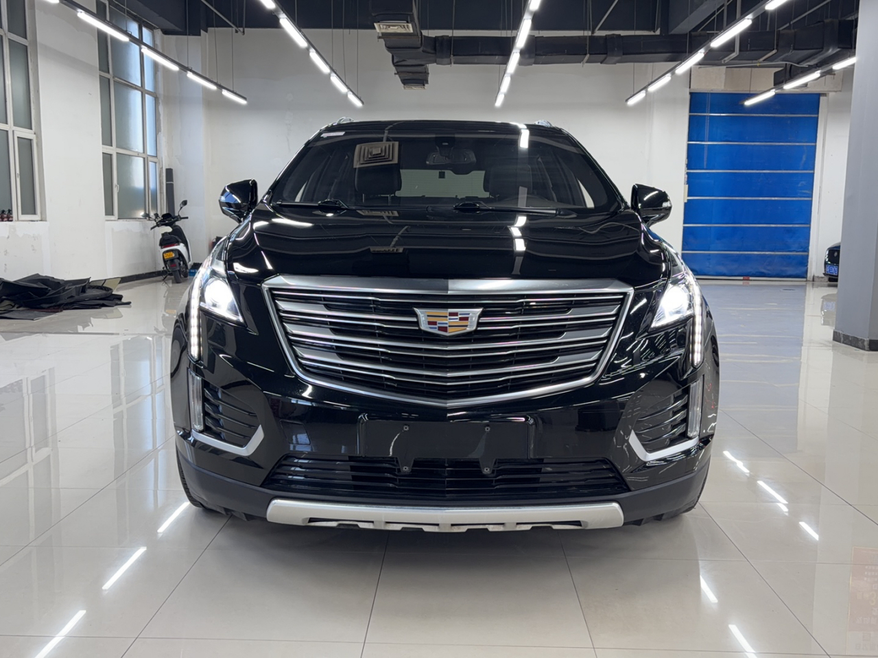 XT5 2018 28E AWD Tech photo 2