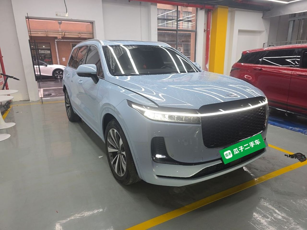 Li Auto ONE 2021 EREV 6-Seater photo 3