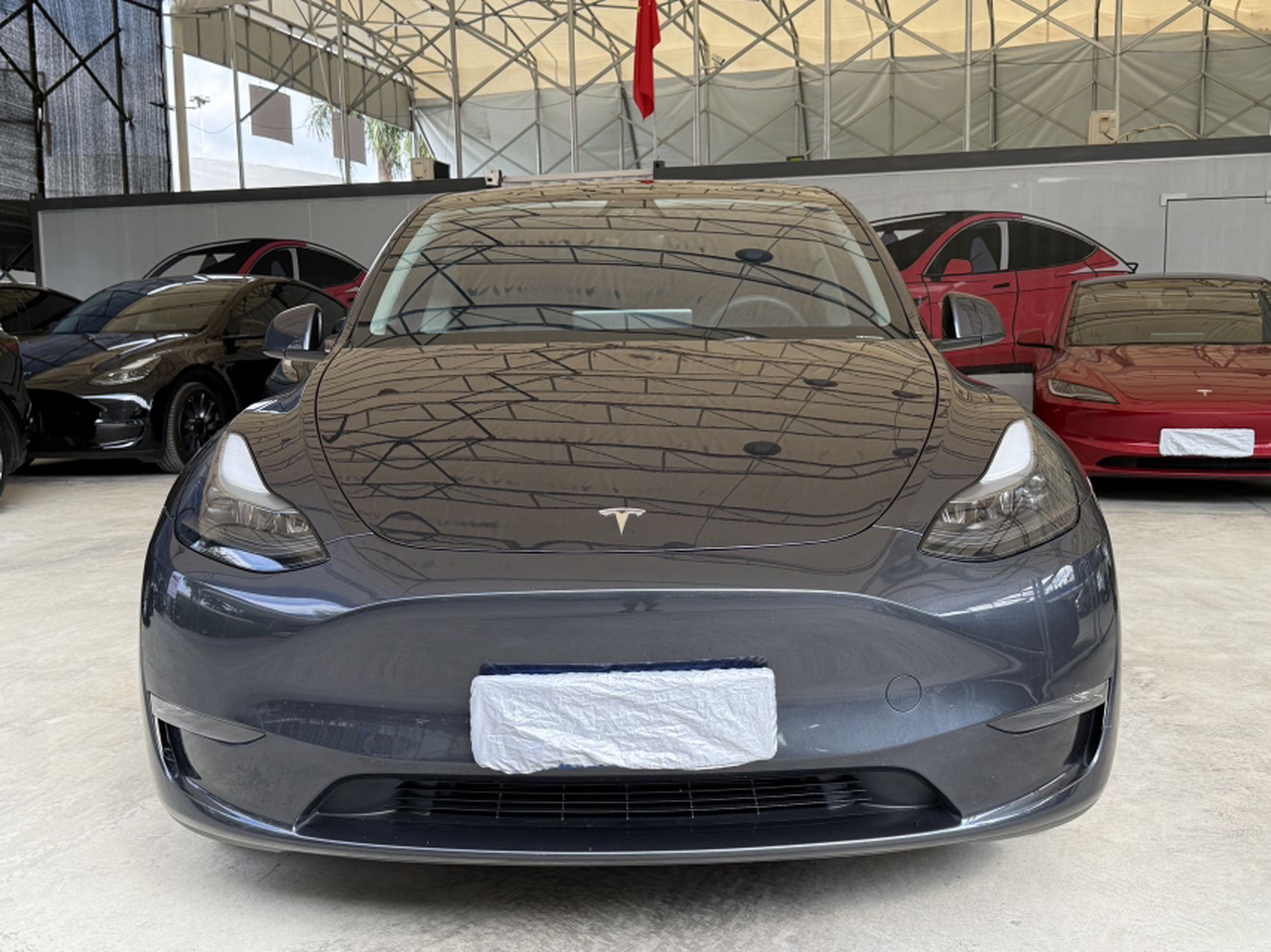 Model Y 2024 Long Range AWD photo 3