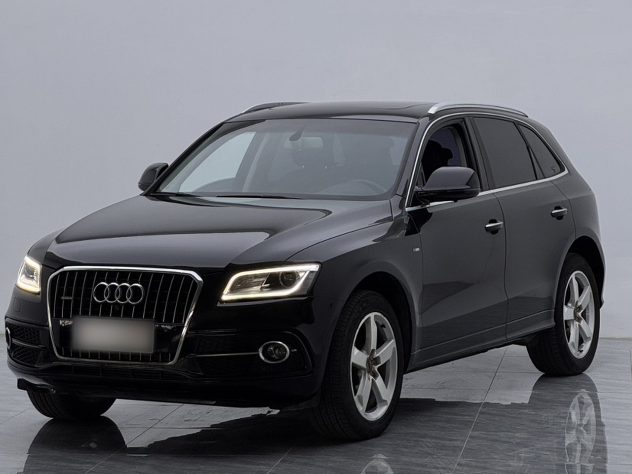 Q5 2017 Plus 40 TFSI Progressive