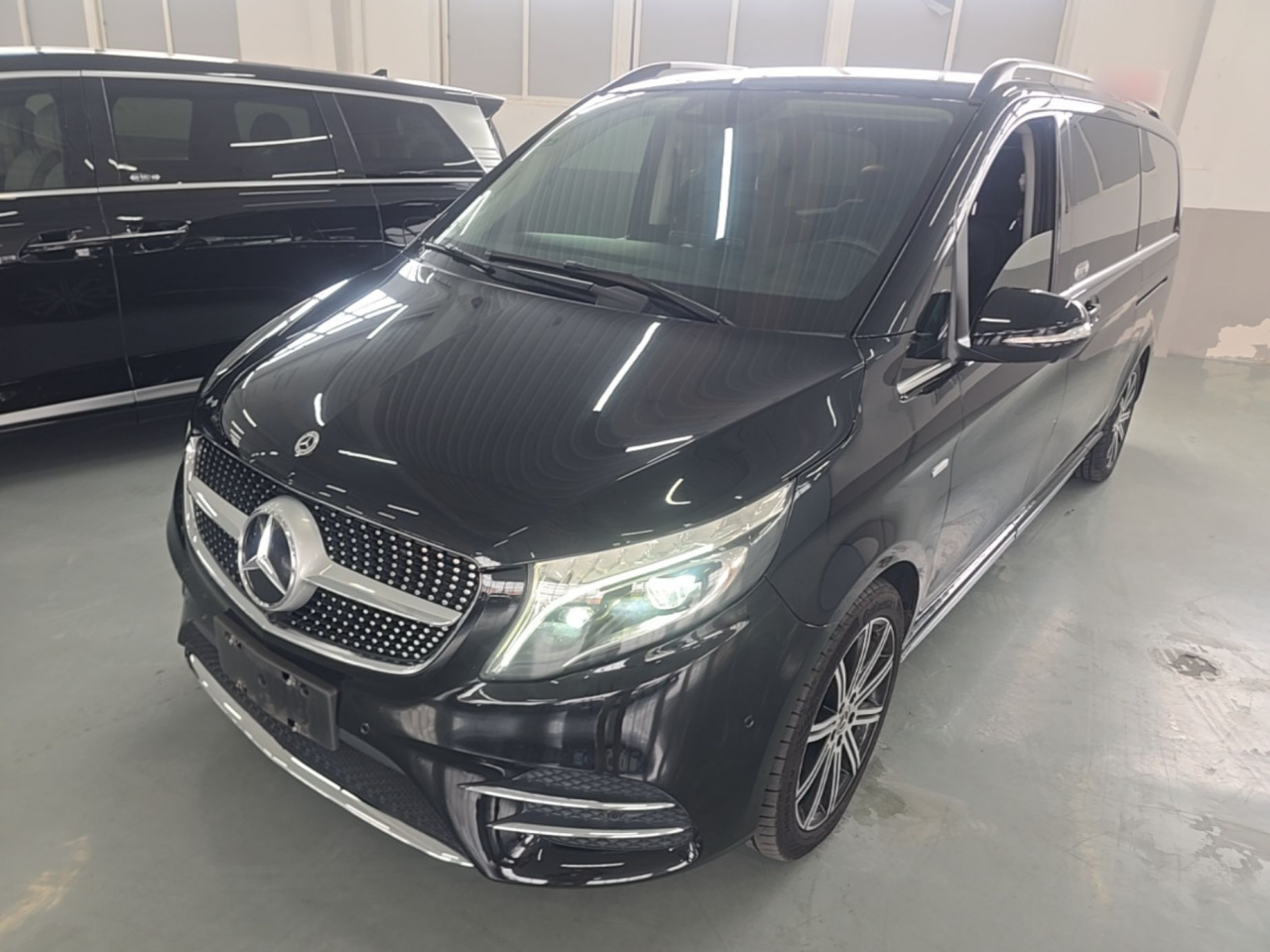 V-Class 2021 V 260 L Long Wheelbase Luxury