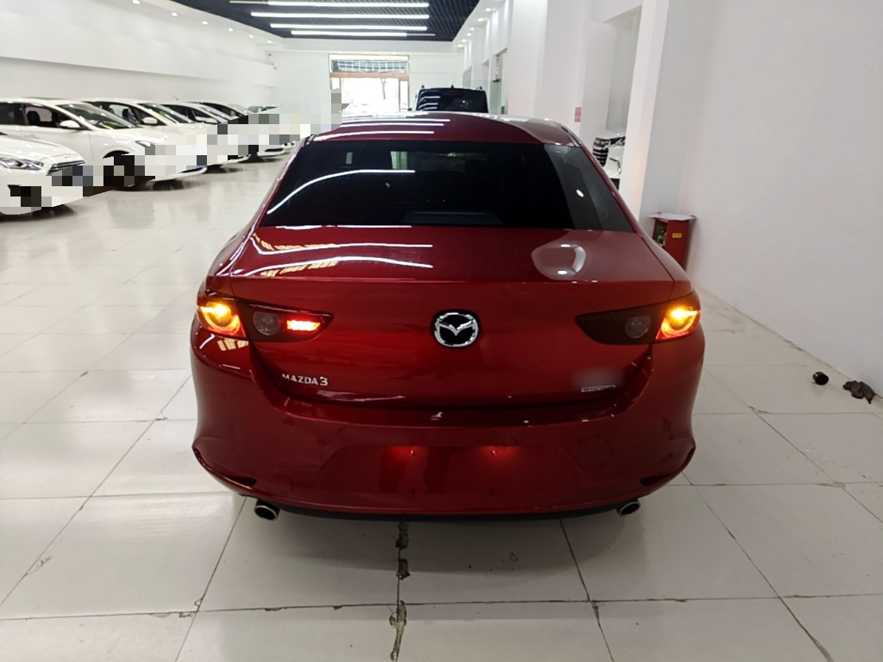 3 Axela 2021 1.5L AT photo 5