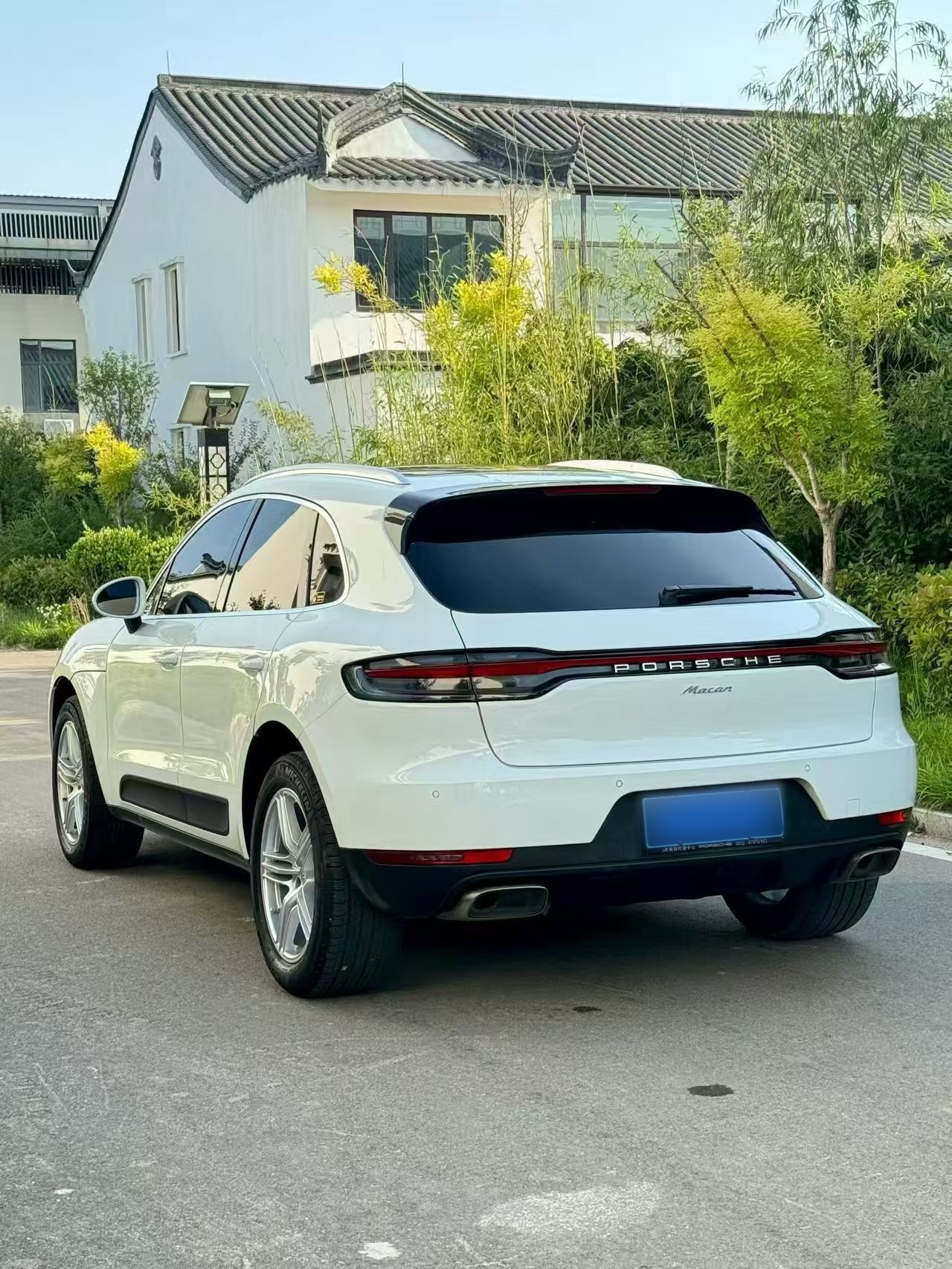 2018 Macan 2.0T photo 4