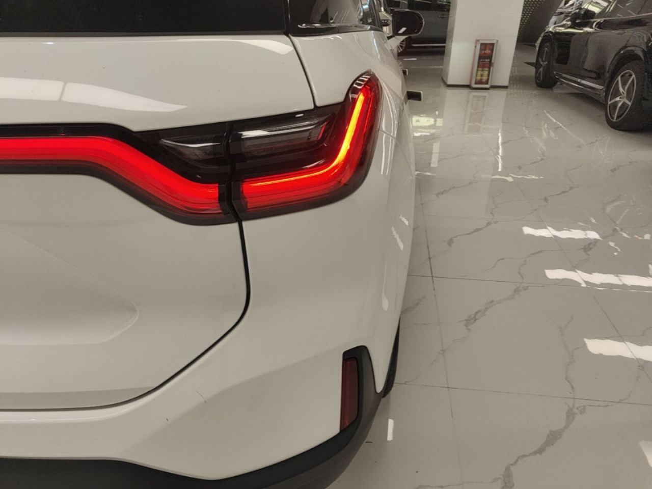 ES6 2020 600KM Sport photo 2