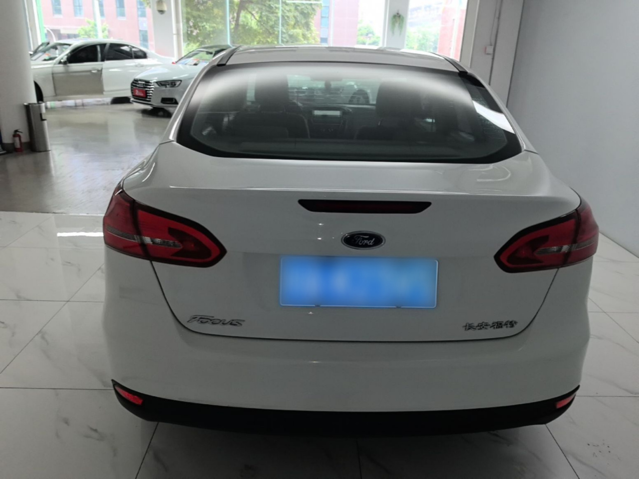 Focus 2015 Sedan 1.6L AT Comfort photo 5