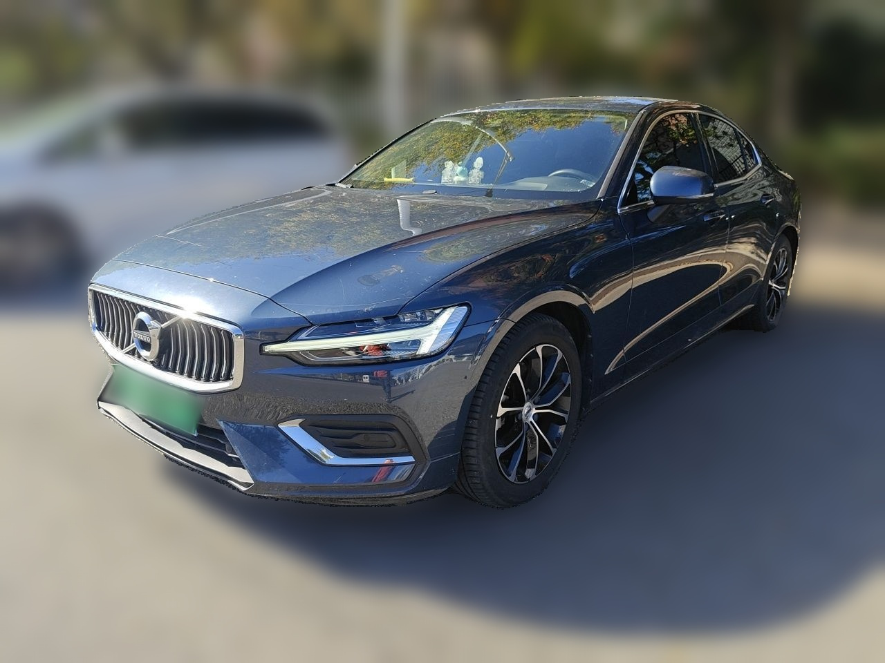S60 2022 B4 Luxury