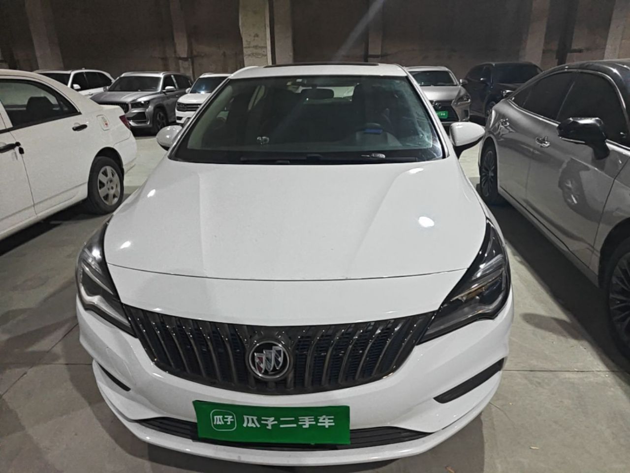 Verano 2016 Hatchback 15S AT Progressive photo 2