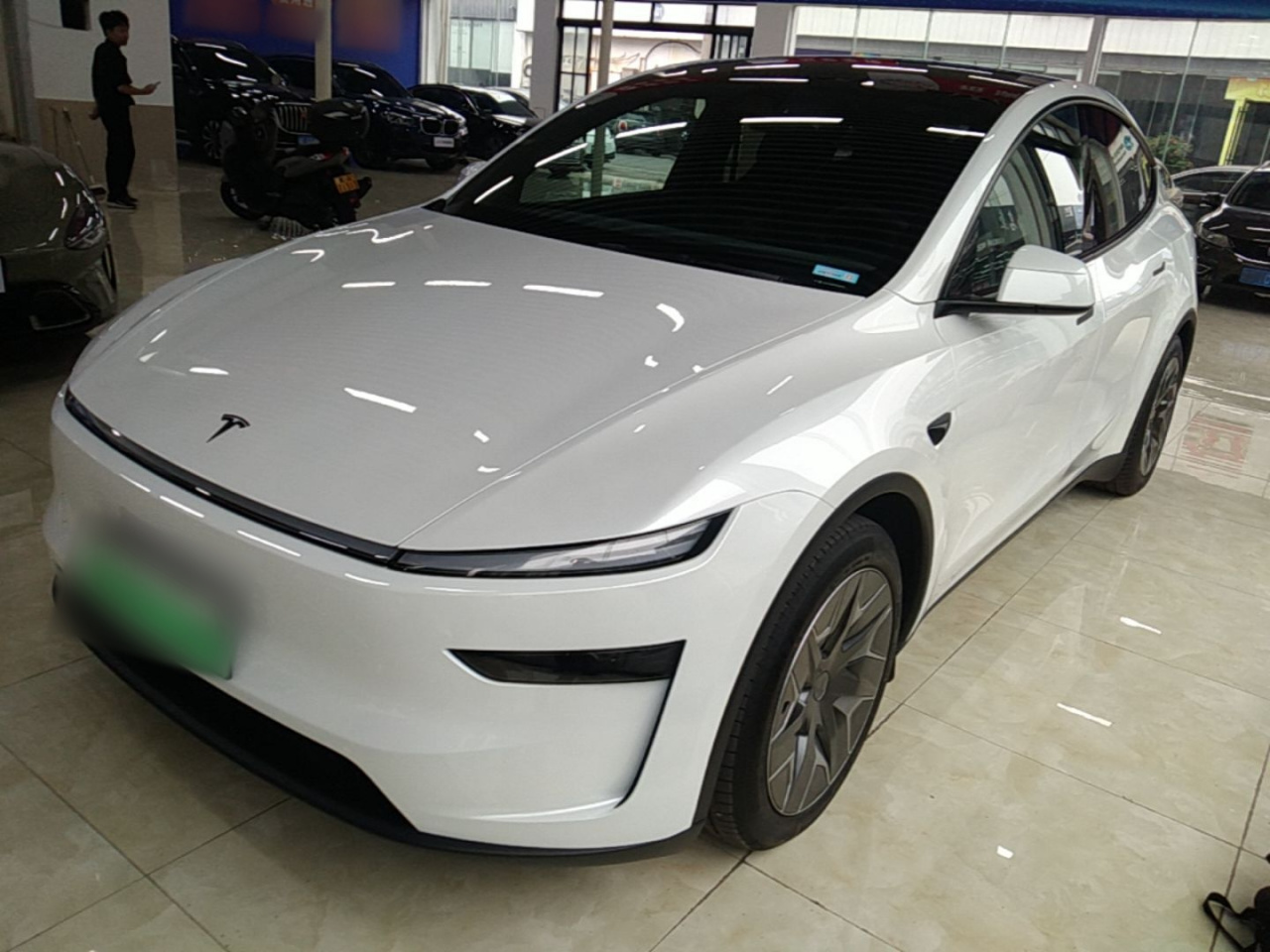 Model Y L 2025 Long Range AWD