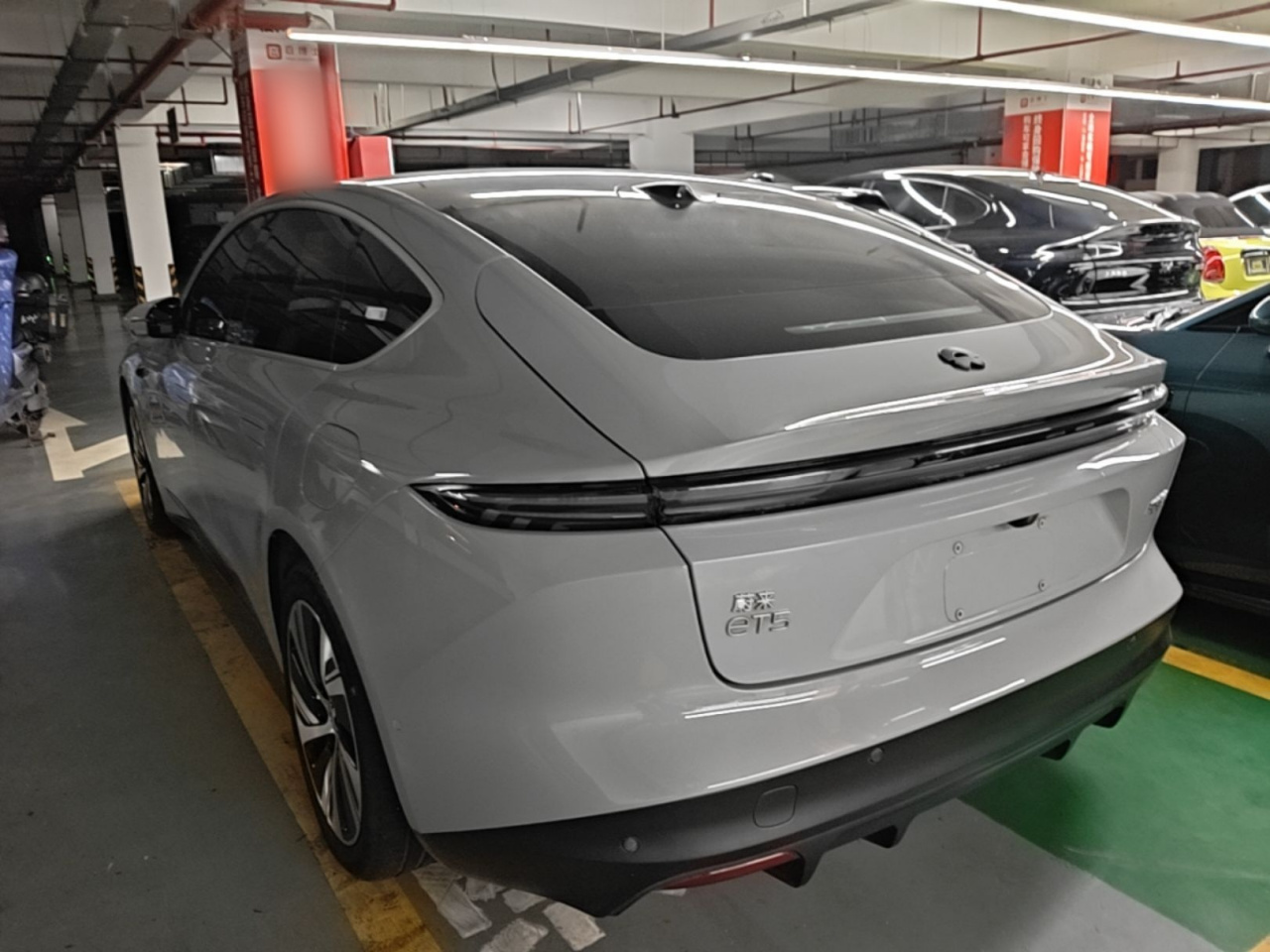 ET5 2022 75kWh photo 4