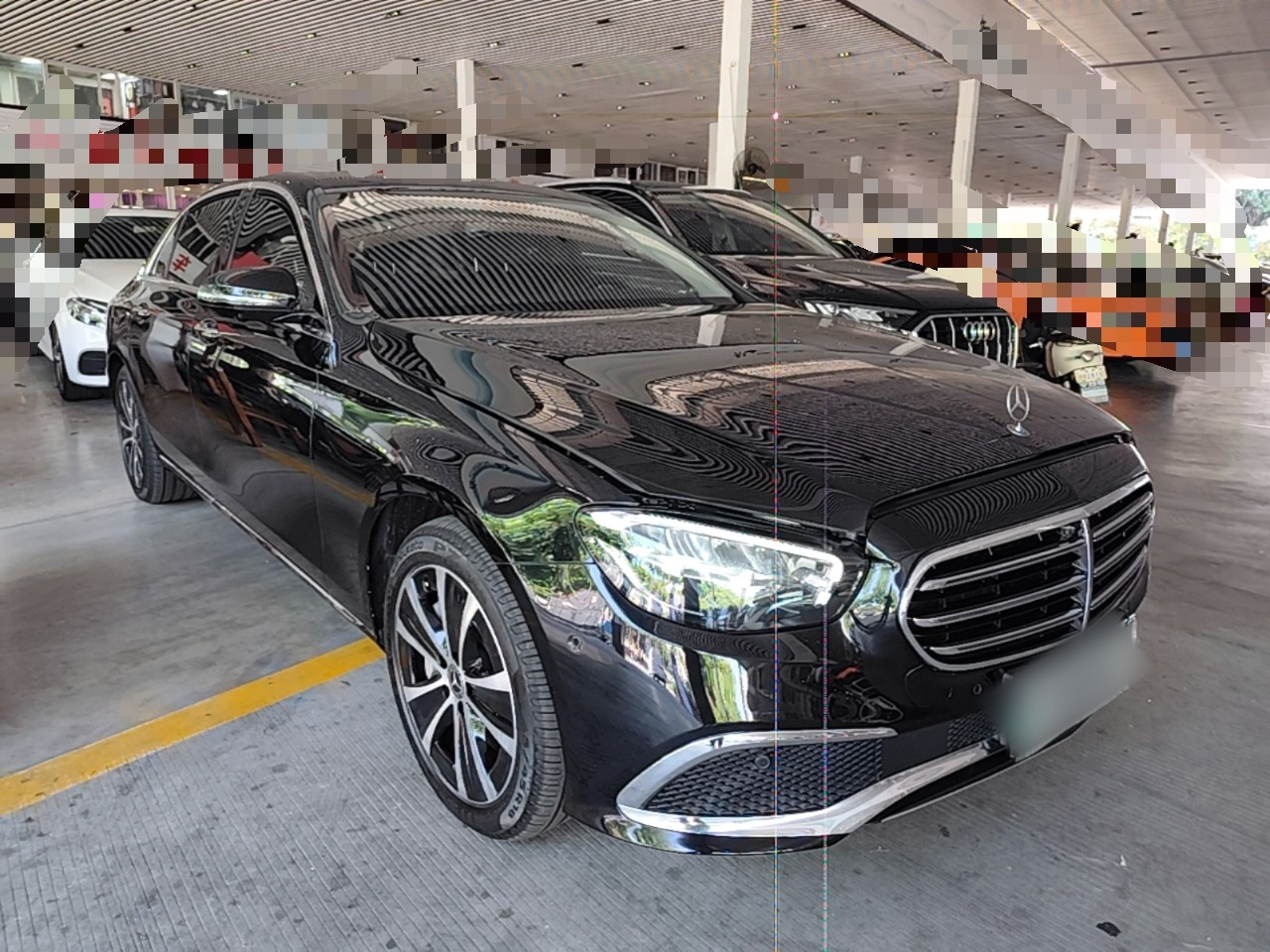E-Class EV 2023 E 350 e L PHEV photo 3