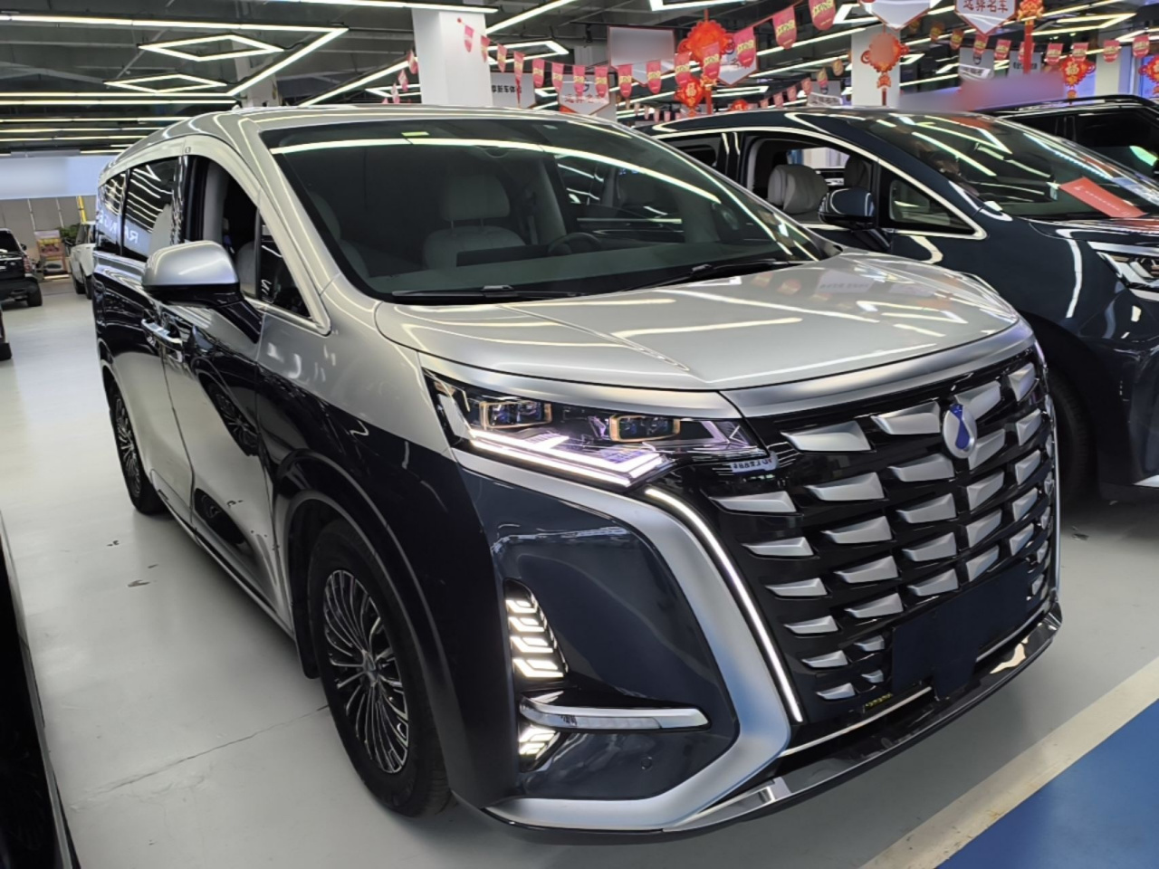 D9 2022 DM-i 970 AWD Noble photo 3