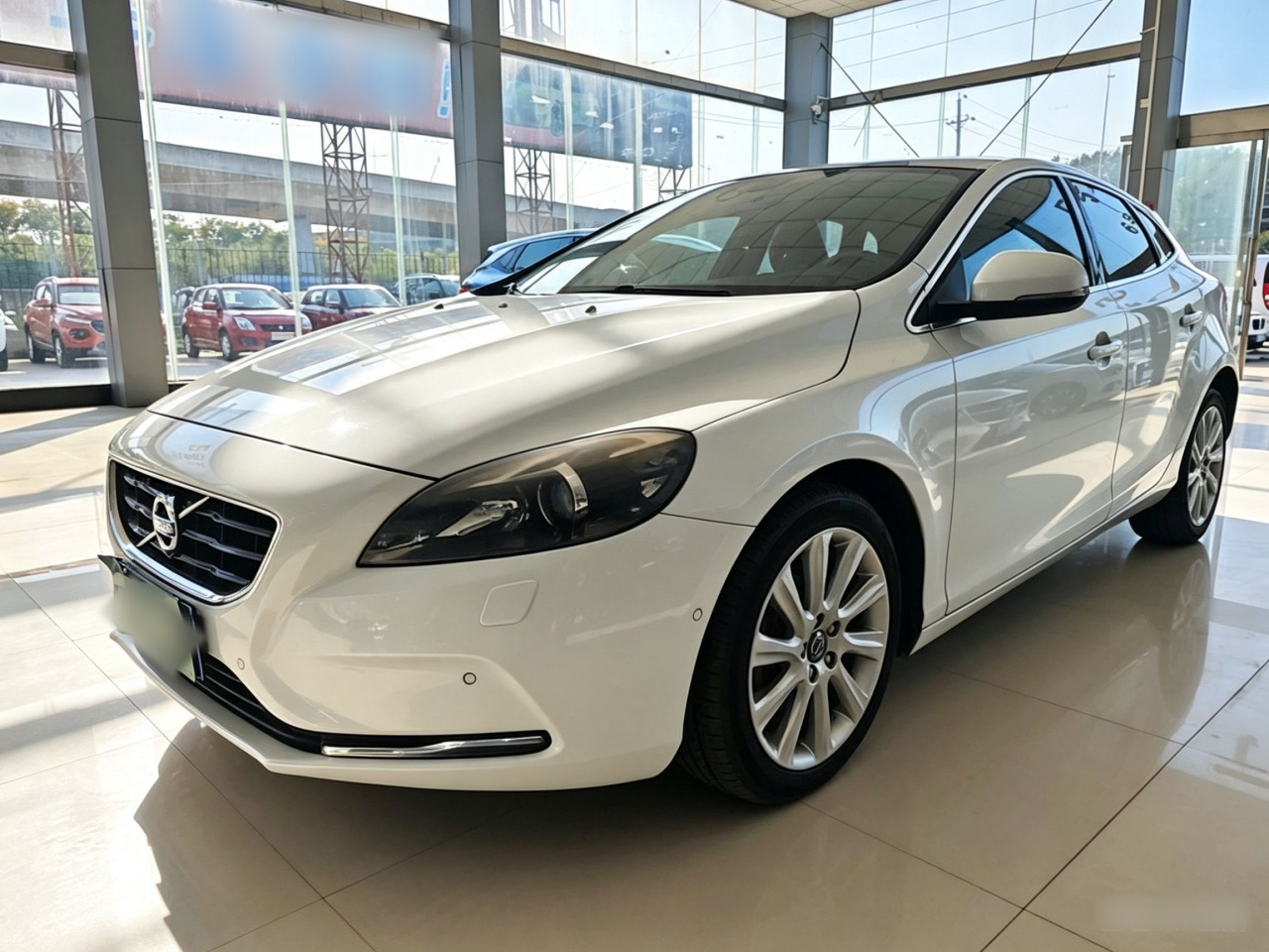 V40 2016 T4