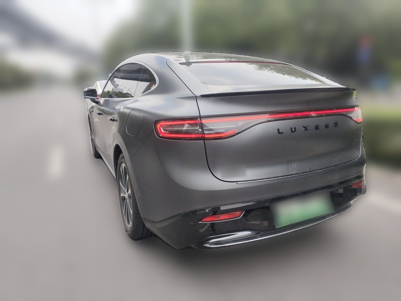 HIMA Luxeed R7 2025 EREV 251km Max photo 4