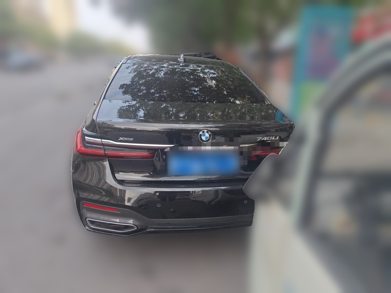 7 Series 2019 740Li Leading M Sport Package photo 5