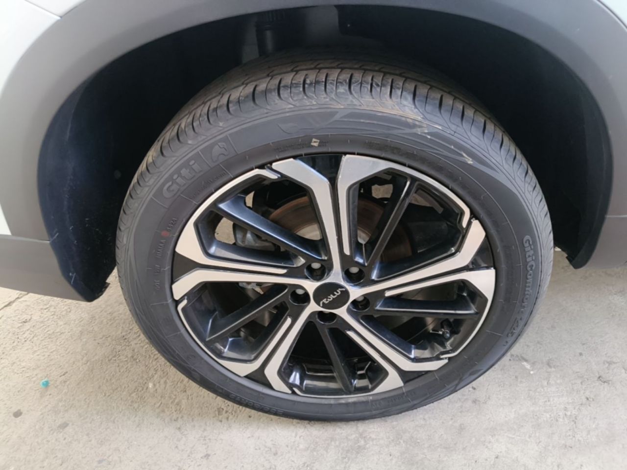 2024 Power 1.5T Premium photo 3