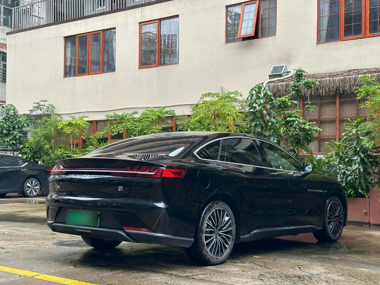 Han 2020 EV Extended Range Luxury photo 3