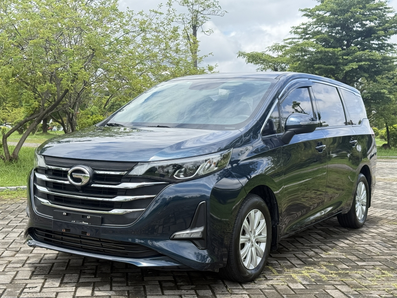 GAC Trumpchi M6 2019 270T DCT Luxury 7-Seater China VI
