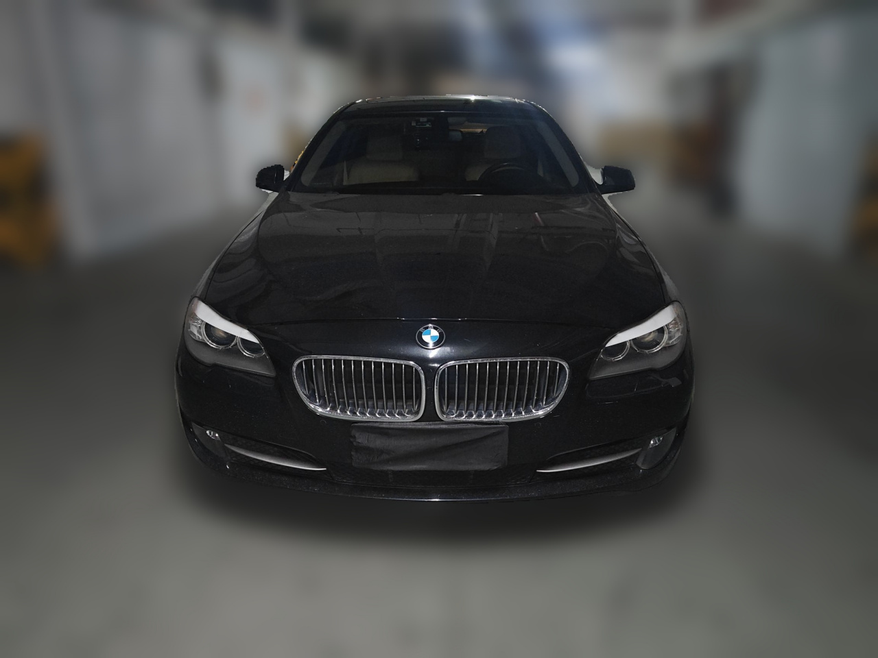 5 Series 2012 530Li Leading photo 2