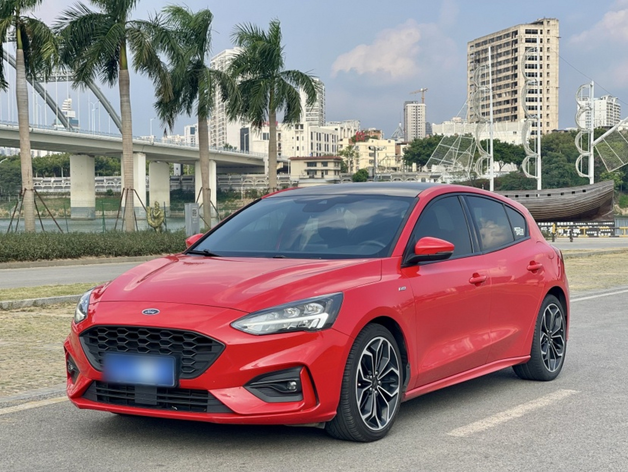 Focus 2019 Hatchback EcoBoost 180 AT ST Line