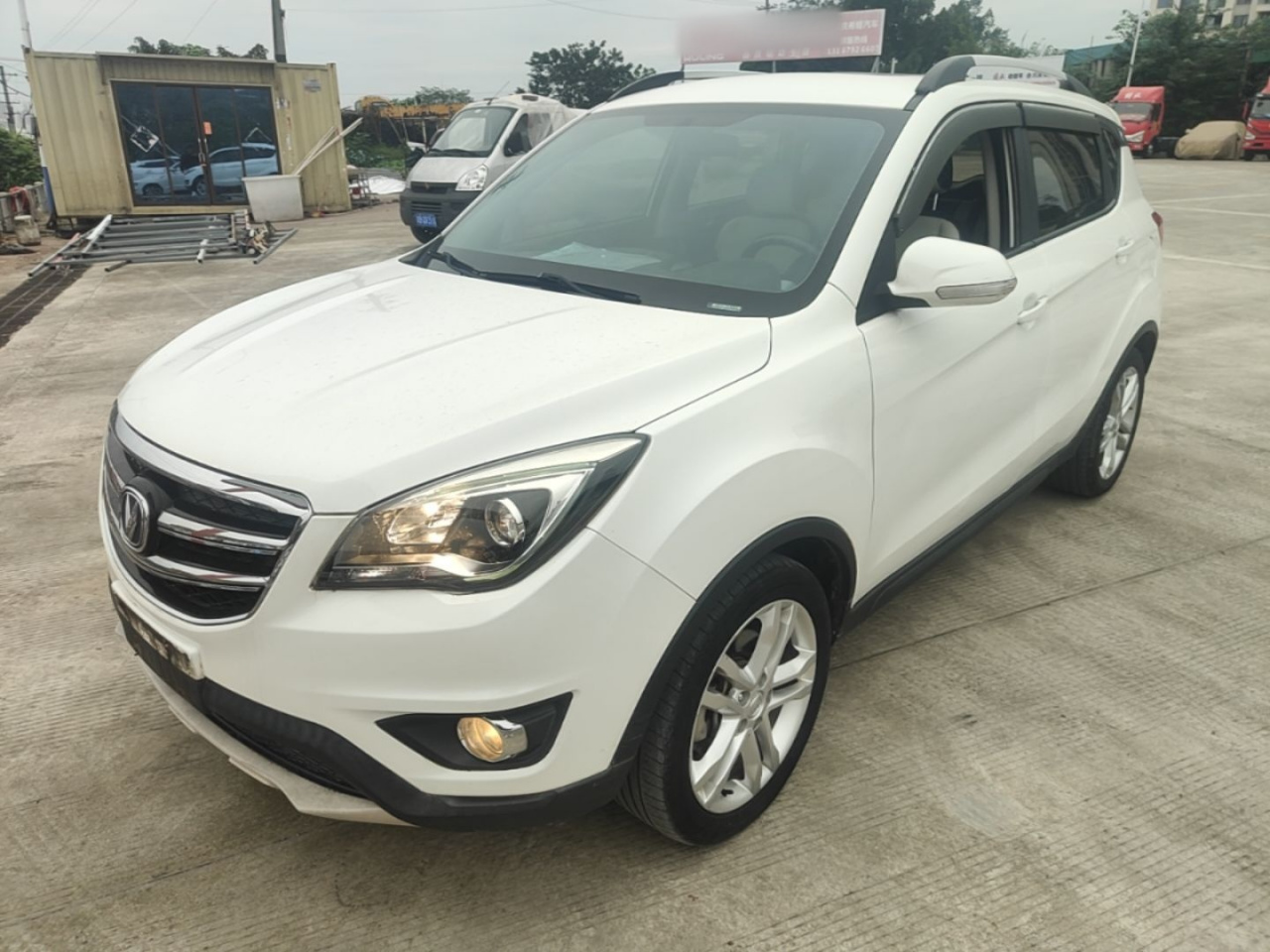 CS35 2017 1.6L MT Luxury