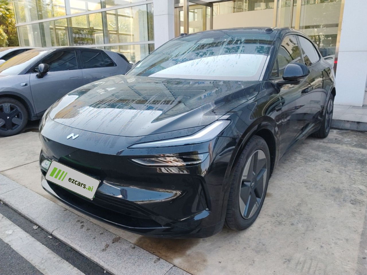L60 2024 60kWh RWD