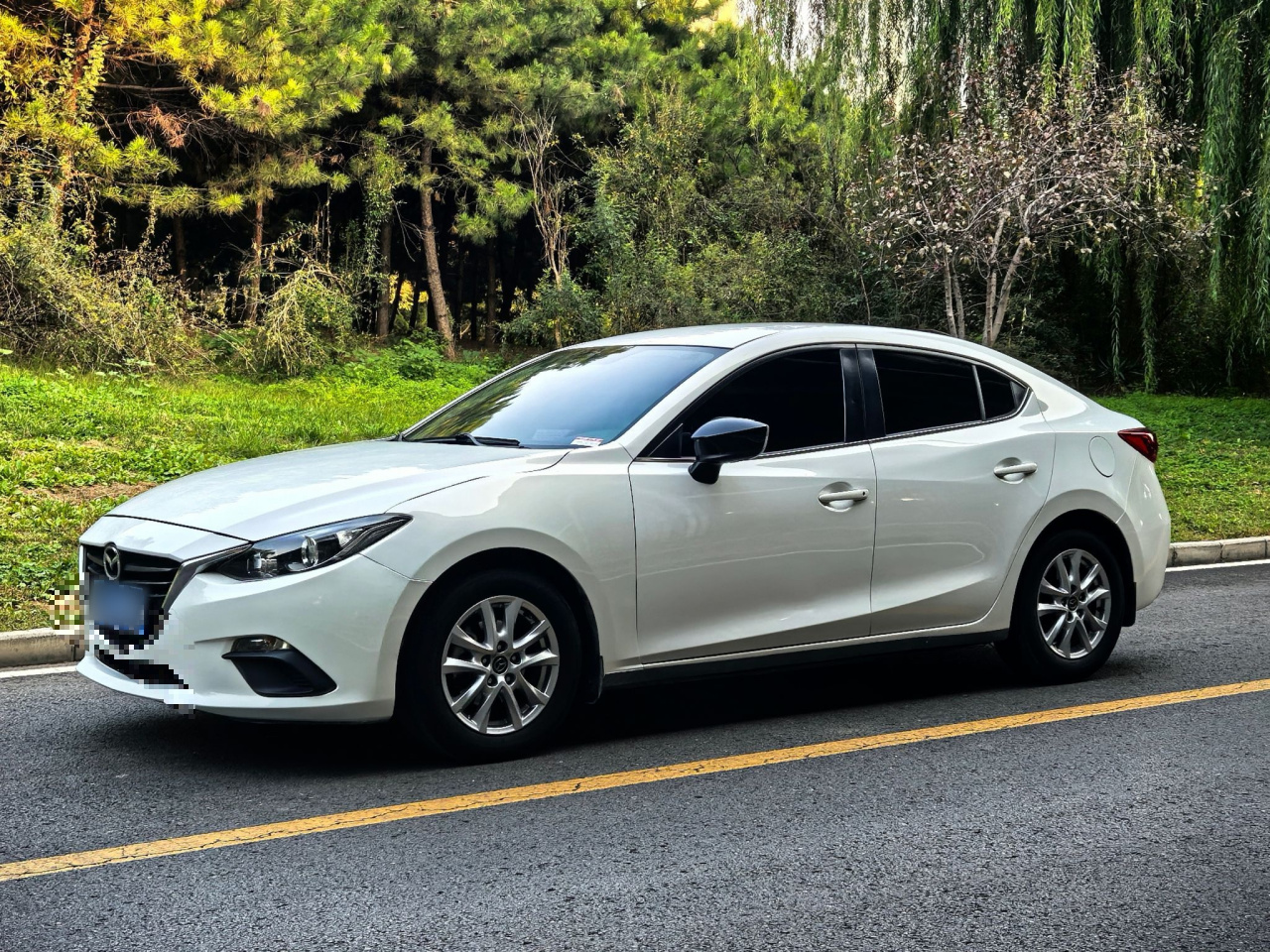3 Axela 2014 Sedan 1.5L AT Comfort