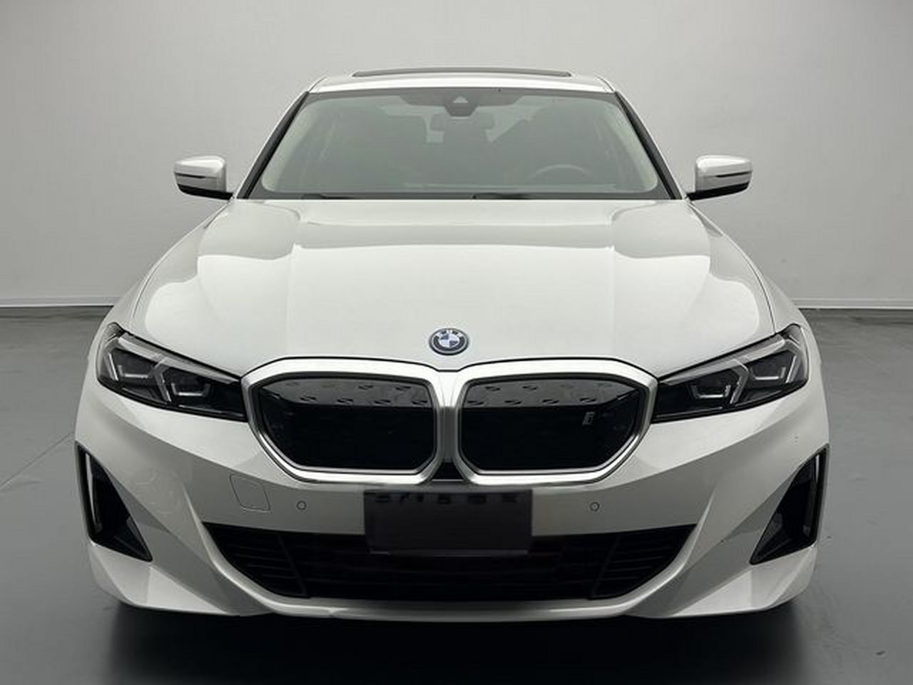 i3 2022 eDrive 35 L photo 3