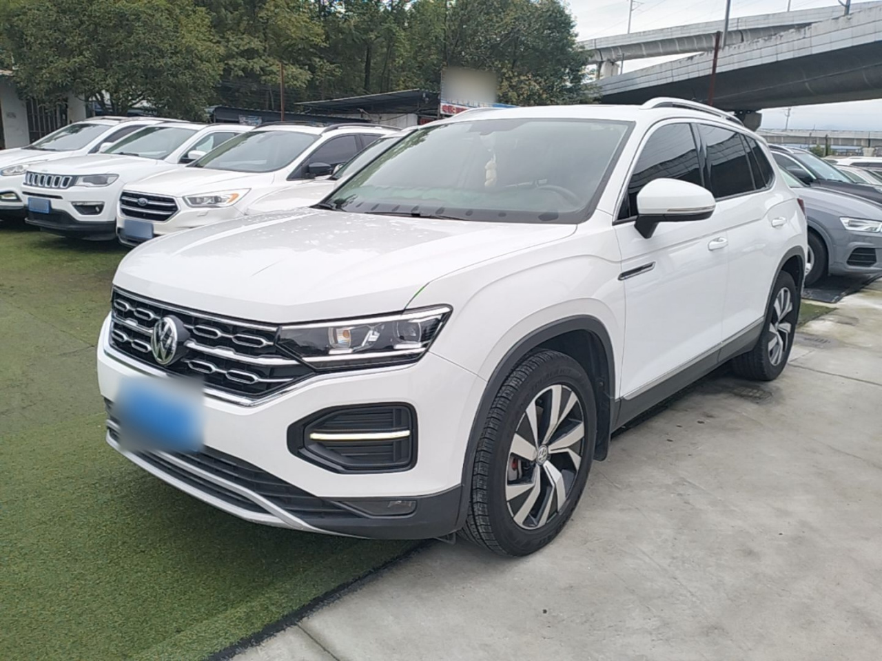 Tayron 2020 330TSI RWD Luxury Connected