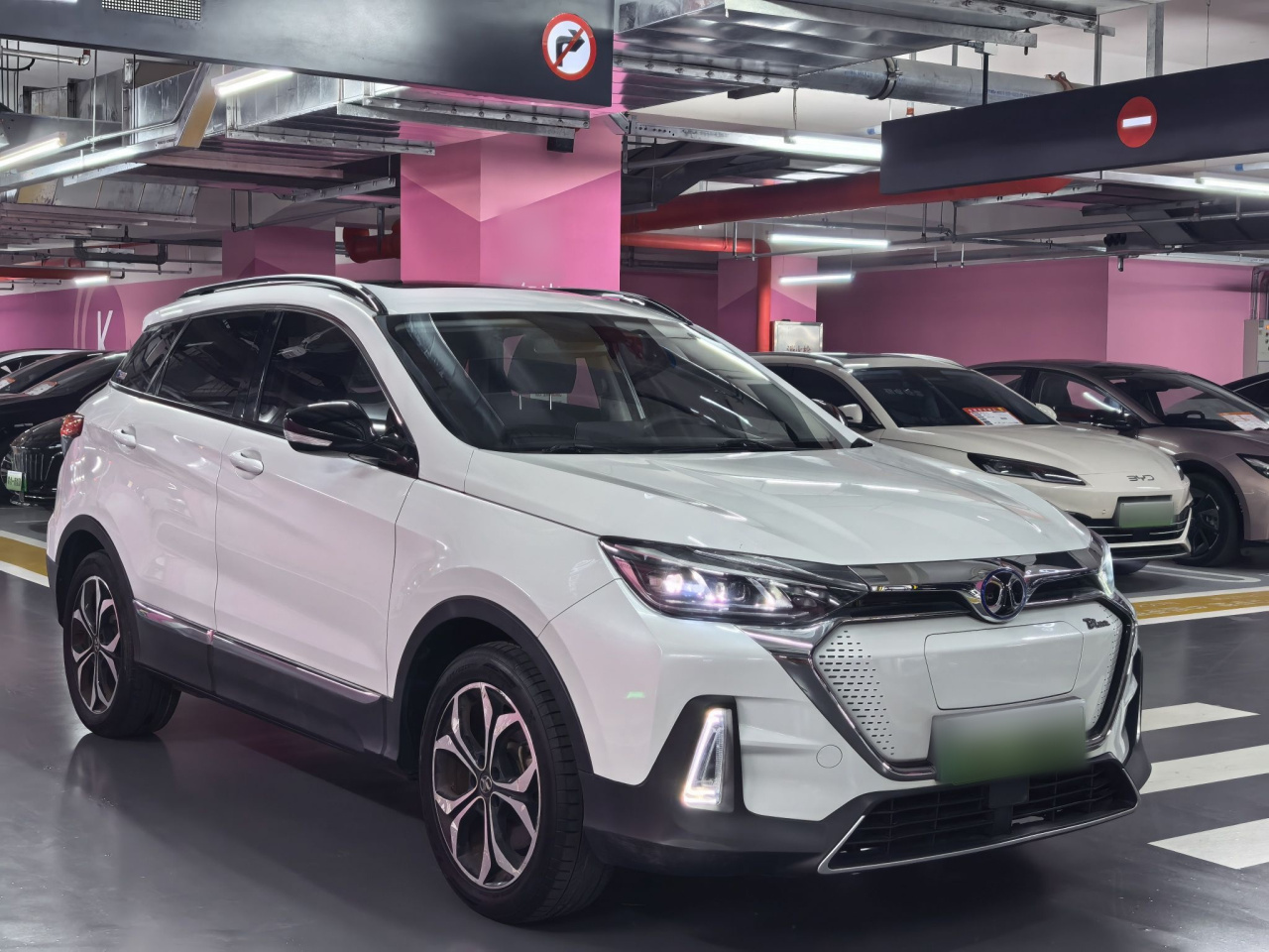 BAIC EX5 2019 photo 3