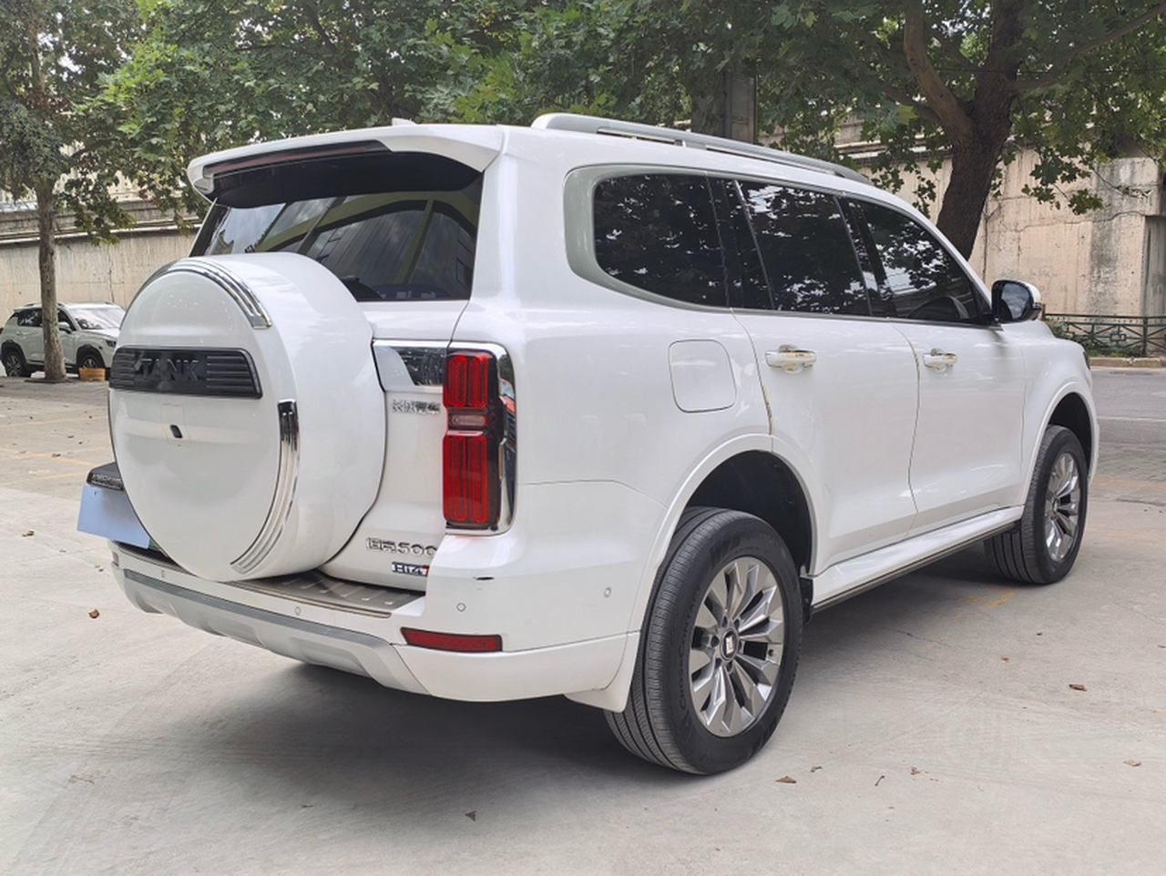500 EV 2023 Hi4-T photo 4