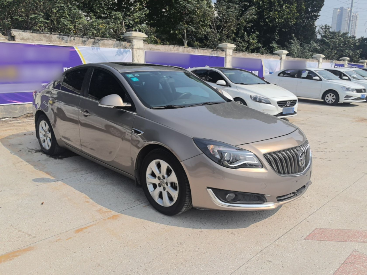 Regal 2015 1.6T Leading Tech photo 3