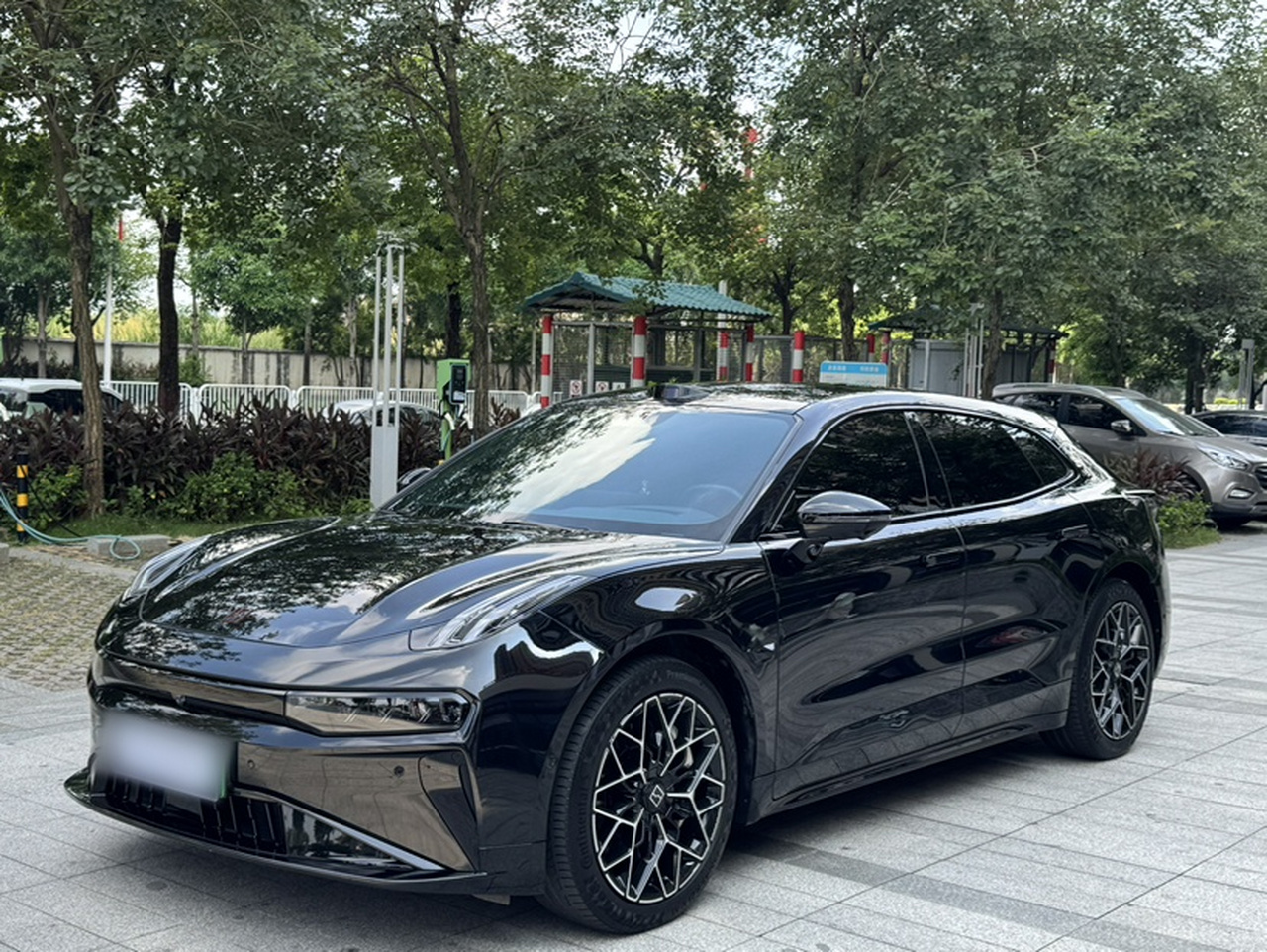 001 2024 ME 100kWh AWD