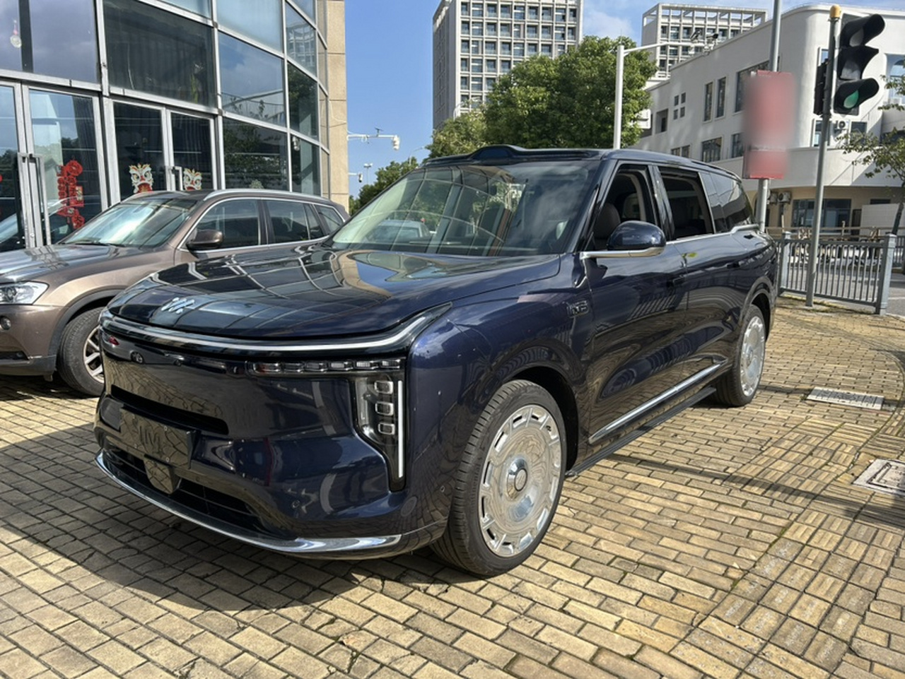 IM Motors LS9 2026 66 Ultra