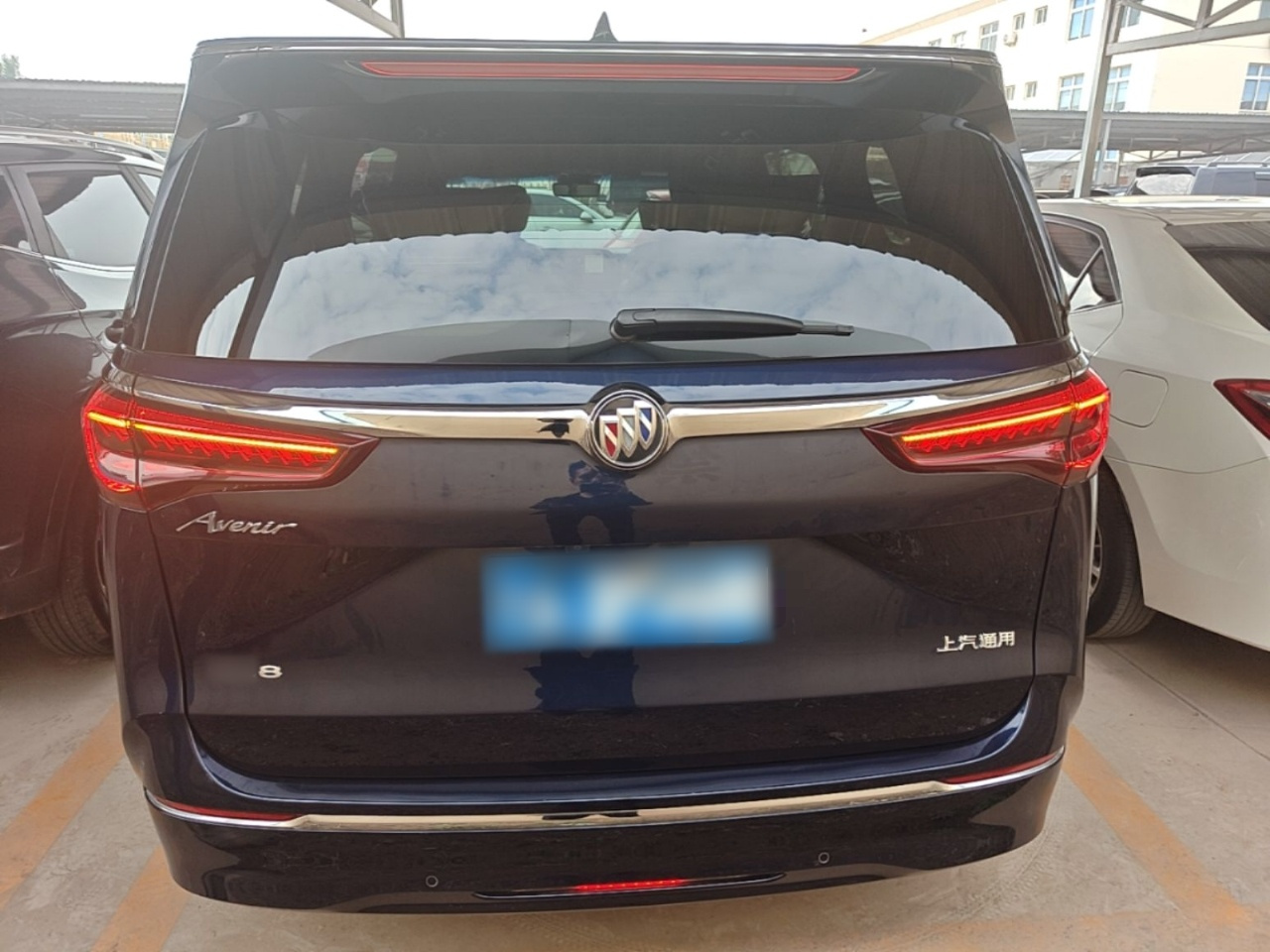 GL8 2020 Avenir 4-Seater photo 3